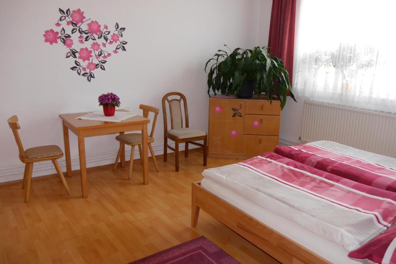 Gertis Blumenhof Privatzimmer, Ferienwohnung Gmund  Zewnętrze zdjęcie